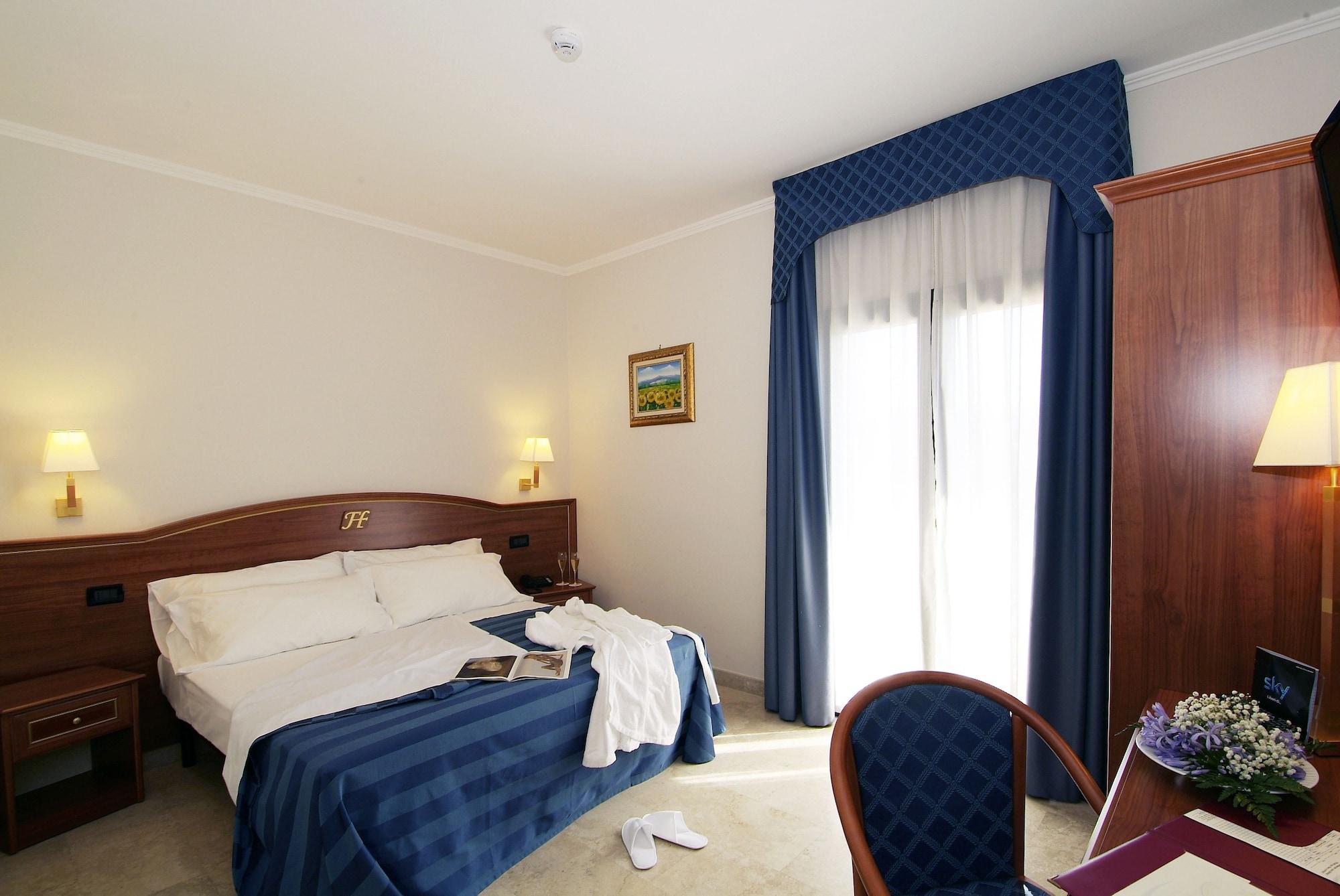 Fashion Hotel Valmontone Esterno foto