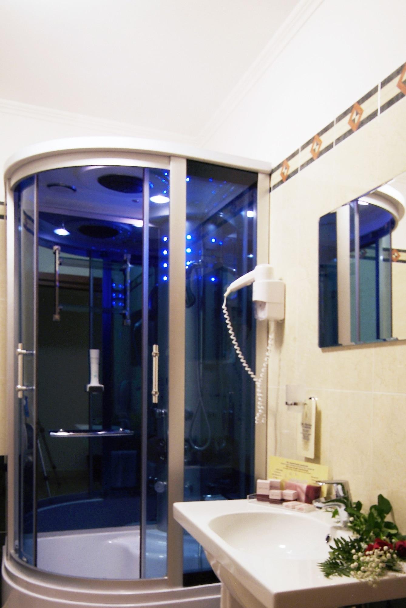 Fashion Hotel Valmontone Esterno foto